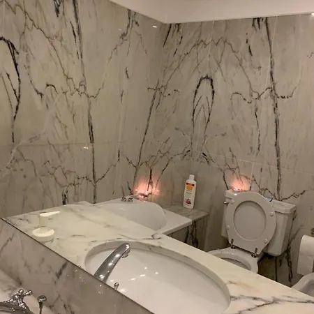 Apartamento No Centro De 아파트 리스본